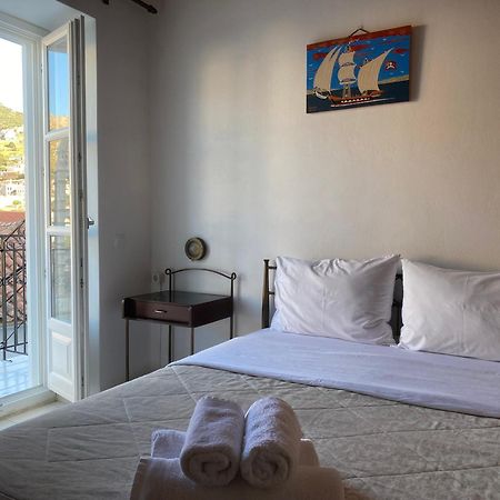 Pension Efie Hidra Exterior foto